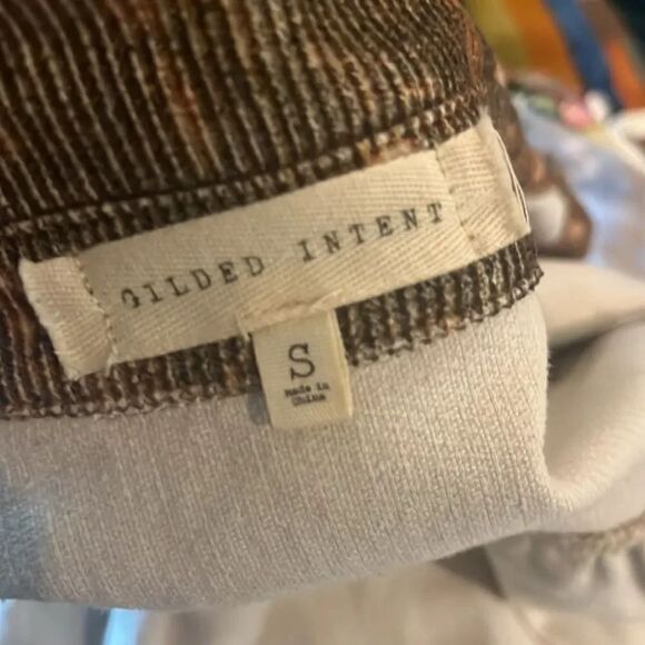 Gilded Intent Landscape Corduroy Shirt, size SMALL - Picture 9 of 12